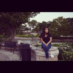 Meet your Posher, Vanessa